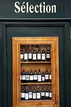 Wine shop display, St Emilion, Bordeaux, France, Europe