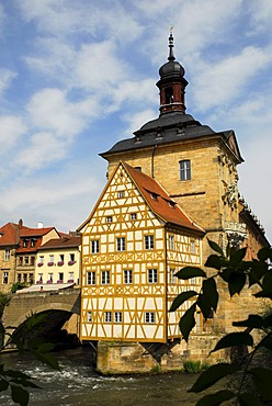 Old town tall with half-timbered house and Obere Bruecke bridge on an island in the river Regnitz, UNESCO World Heritage Site Bamberg, Upper Franconia, Bavaria, Germany, Europe