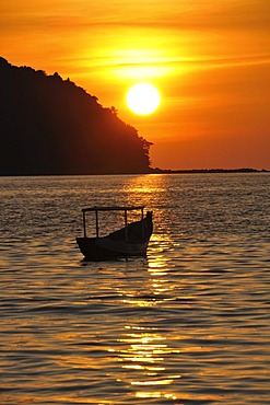 Boat at sunset, Ngapali Beach, Thandwe, Burma, Myanmar, Southeast Asia