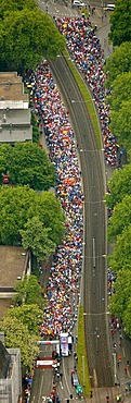 Aerial, Ruhr-Marathon 2009, half-marathon start, 13, 500 runners, Buer, Gelsenkirchen, Ruhrgebiet area, North Rhine-Westphalia, Germany, Europe