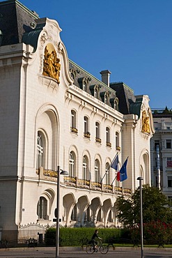 Palais Schwarzenberg city palace at the Schwarzenbergplatz square, Vienna, Austria, Europe