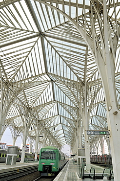 Platform at the Gare do Oriente train station, architect Santiago Calatrava, on the grounds of the Parque das Nacoes park, site of the Expo 98, Lisbon, Portugal, Europe