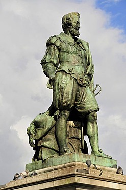 Memorial for Petro Paulo Rubens, Groenplaats square, Antwerp, Belgium, Europe