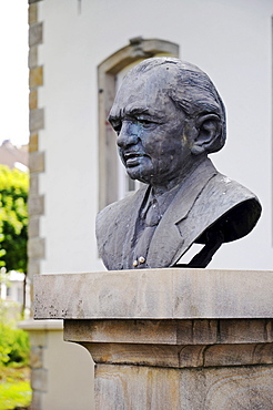 Fritz Kuehn, writer, honorary citizen, monument, bust, Iserlohn, Sauerland area, North Rhine-Westphalia, Germany, Europe