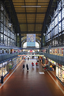 Hall of the central station of Hamburg, Germany, Europe