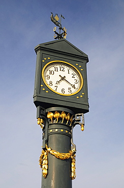 Historic clock on the pier in the Ahlbeck seaside resort, Usedom Island, Mecklenburg-Western Pomerania, Germany, Europe