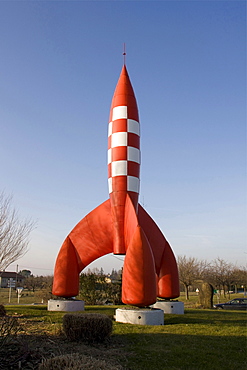 Red checked rocket from Tintin cartoon