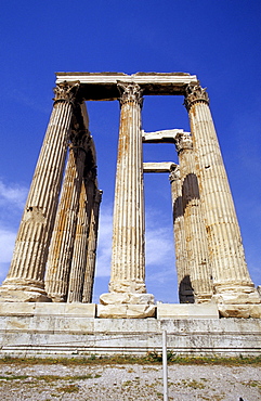 Temple of Olympic Zeus, Olympieion, Athens, Greece, Europe