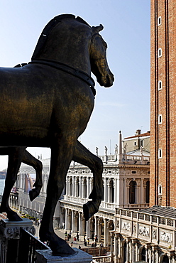 Campanile belfry at the Piazza San Marco, with the horses cavalli di San Marco, Loggia di Cavalli, Venice, Venezia, Italy, Europe