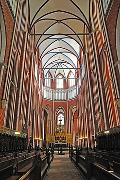 Interior, Muenster Bad Doberan cathedral, Cistercian monastery, 13th cent., Bad Doberan, Mecklenburg-Western Pomerania, Germany, Europe