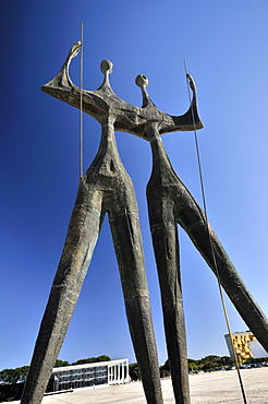 Sculpture "Os Candangos" on the square Praca dos Tres Poderes, Brasilia, Distrito Federal, Brazil, South America