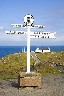 The Land's End Signpost, Land's End, Penn an Wlas, Cornwall, England, United Kingdom, Europe