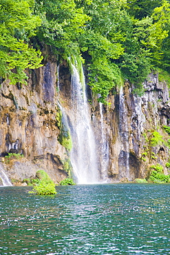 Waterfalls, Plitvicka Jezera, Plitvice Lakes National Park, Lika-Senj, Croatia, Europe