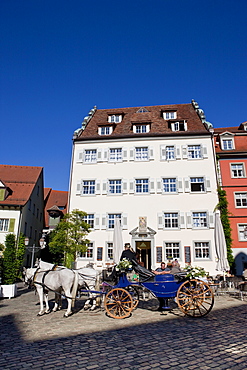 Marketplace with wedding carriage, Meersburg on Lake Constance, administrative region Tuebingen, Bodenseekreis district, Baden-Wuerttemberg, Germany, Europe