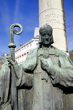 St. Servatius monument in front of the Sint Servaas-Basiliek, St. Servatius Basilica, Maastricht, Limburg, Netherlands, Benelux, Europe