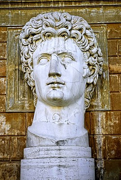 Giant bust of Emperor Augustus, Cortile della Pigna museum, Vatican museums, Vatican City, Rome, Latium, Italy, Europe