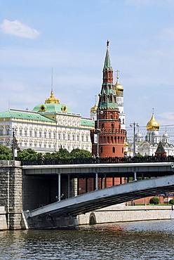 Embankment of Moskva River and Kremlin, Moscow, Russia