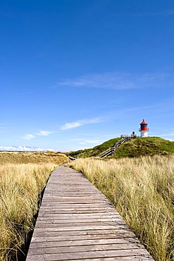 Quermarkenfeuer, small lighthouse in the dunes, Norddorf, Amrum, North Frisia, Schleswig-Holstein, Germany, Europe