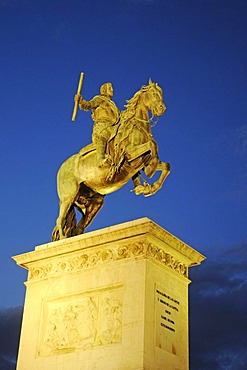 Equestrian statue Philipp lV, Felipe, monument, Plaza de Oriente, evening light, Madrid, Spain, Europe