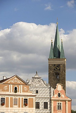 Church steeple and houses, facades, old town, renaissance, UNESCO World Heritage Site, main square, market place, Tel&, Telc, Teltsch, Czech Republic, Europe