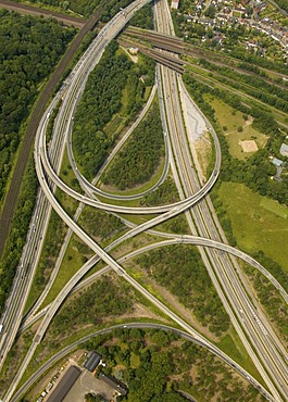 Aerial photograph, Logport Logistic Centre, Autobahnkreuz, motorway intersection, spaghetti knot of A3 and A40, North Rhine-Westphalia, Germany, Europe