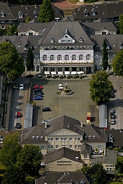 Aerial picture, Krupp estate, Margarethenthor, Marktplatz Square, Margarethenhoehe, Sommerberg, Essen, Ruhr area, North Rhine-Westphalia, Germany, Europe