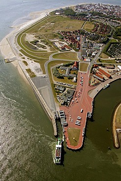 Aerial view, ferry, Norderney Island, North Sea, East Frisian Islands, Lower Saxony, North Germany, Europe