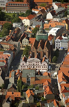 Areal view, gothic town hall, Barlachstadt, Guestrow, Mecklenburg-Western Pomerania, Germany, Europe