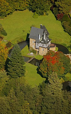 Aerial photo, Badinghagen Castle, Meinerzhagen, Maerkischer Kreis, Sauerland, North Rhine-Westphalia, Germany, Europe