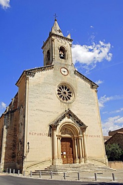 Church, Villes-sur-Auzon, Vaucluse, Provence-Alpes-Cote d'Azur, Southern France, Europe