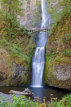 Multnomah Falls, Columbia River Gorge, Cascade Range, Oregon, USA