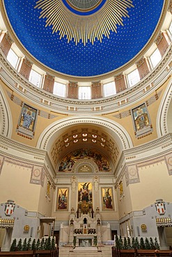 Interior view, altar of Karl-Borromaeus-Kirche, St. Charles Borromeo Church, Dr. Karl-Luege Gedaechtniskirche, Dr Karl-Luege Memorial Church, Wiener Zentralfriedhof, cemetery, Vienna, Austria, Europe