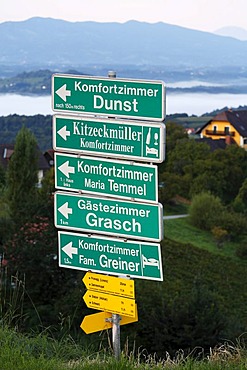 Direction signs for accomodation facilities, Kitzeck im Sausal, Sausaler Weinstrasse, wine-growing area, Styria, Austria, Europe