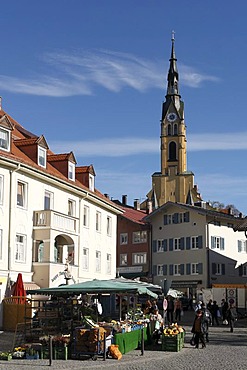 Am Gries market and parish church, Bad Toelz, Isarwinkel, Upper Bavaria, Germany, Europe