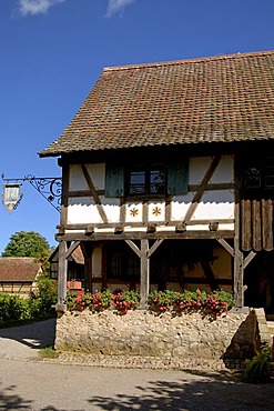 Residential home of a vintner around 1540, Eco-Museum, Ungersheim, Alsace, France, Europe