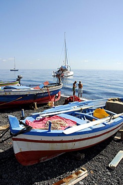 Colourful fishing boats on a black sandy beach on Stromboli Island, Stromboli volcano, Aeolian or Lipari Islands, Tyrrhenian Sea, Sicily, South Italy, Italy, Europe