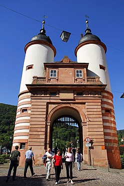 Alte Bruecke Bridge, Karl-Theodor Bridge crossing the Neckar River, Brueckentor Gate with two baroque towers at the edge of the historic center of Heidelberg, Neckar Valley, Baden-Wuerttemberg, Germany, Europe