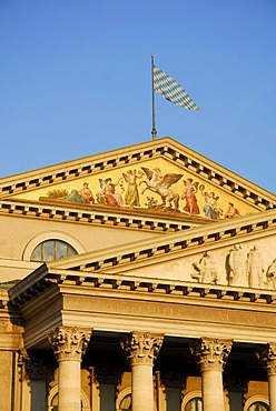 National Theatre, neoclassical facade and pillars, Bavarian State Opera House at Max Joseph Square, Altstadt, Old Town, Munich, Upper Bavaria, Bavaria, Germany, Europe