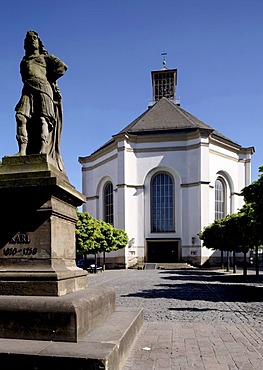 Karl's Church and Karl's Memorial Statue, Kassel, Hesse, Germany, Europe