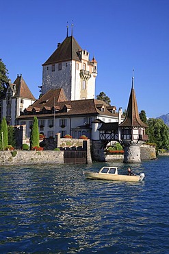 Castle of Oberhofen, Lake Thun, Thun, canton of Berne, Switzerland, Europe