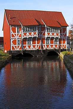 Historic timber-framed "Gewoelbe", bridge house in the old harbour, Hanseatic City of Wismar, UNESCO World Heritage Site, Mecklenburg-Western Pomerania, Germany, Europe