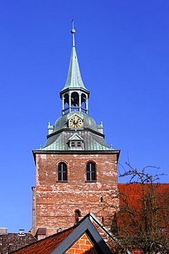 Tower of the St. Michaelis Church in the city centre, hanseatic city of Lueneburg, Lower Saxony, Germany, Europe