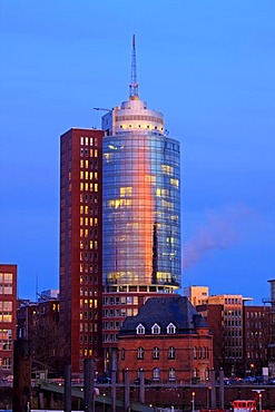 Hanseatic Trade Center, HTC, behind the old police station in evening light, Kehrwiederspitze, HafenCity, Speicherstadt, old warehouse district, port of Hamburg, Germany, Europe