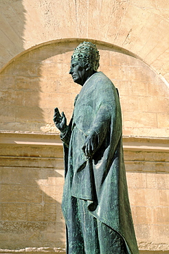 Statue of Pope Calixtus III, St. Mary's Basilica, La Seu Cathedral, Xativa (Jativa), Valencia, Spain, Europe