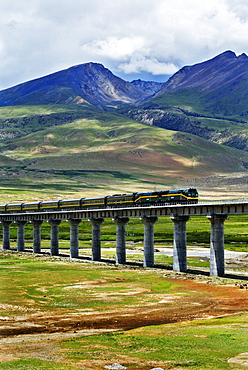 Railroad line from Damxung to Namtsho lake, Tibet, Asia