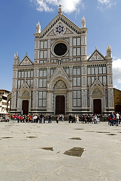 Santa Croce Square and Church, UNESCO world heritage site, Florence, Tuscany, Italy, Europe