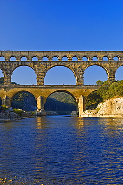 Aqueduct, Pont du Gard, Languedoc-Rousillion, France