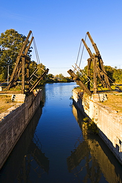 Vincent van Gogh Bridge, Arles, Provence-Alpes-Cote d'Azur, France