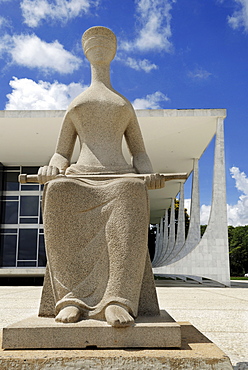 Sculpture of Lady Justice in front of BrazilÃƒâ€ÃƒÂ¦Ã‚Â¥s supreme court, Brasilia, Brazil. Architect: Oscar Niemeyer