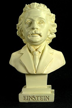 Albert Einstein was born 18 April 1955 in Ulm and died on 14 March 1879 in USA, physicists, Nobel prize winner